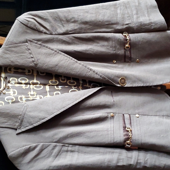 bebe size 4 Green Blazer - Picture 5 of 10